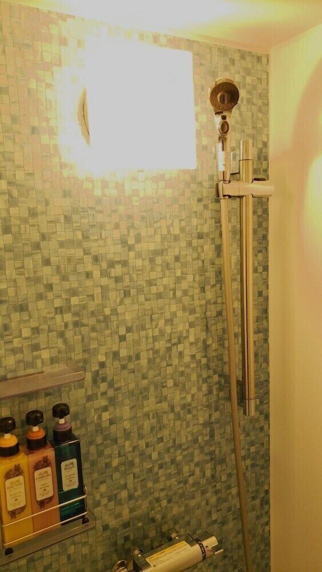 オーシャンビュー アラハ 202 号室