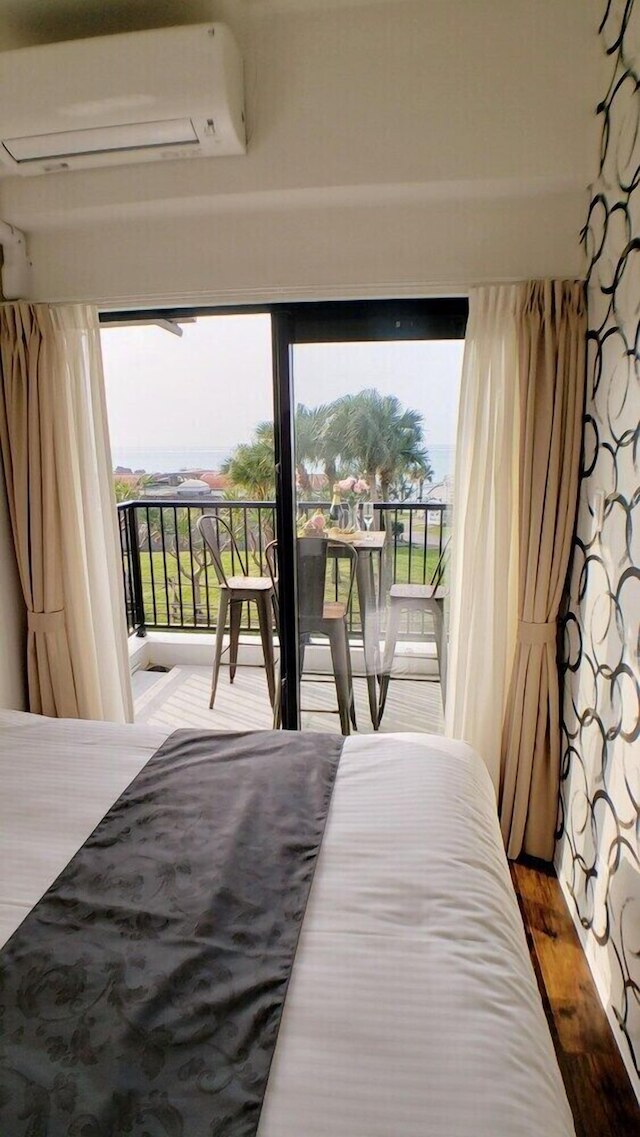 オーシャンビュー アラハ 203 号室