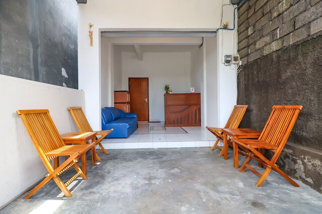 ホテル O ケナンガ ホームステイ