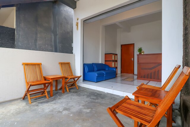 ホテル O ケナンガ ホームステイ