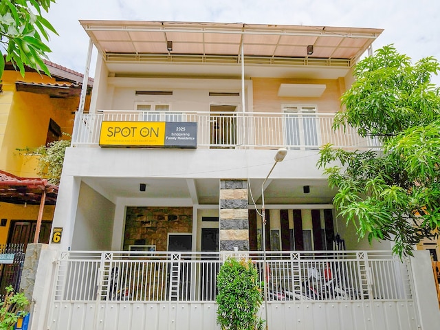 スポット オン 2325 シンガラン レジデンス シャリア