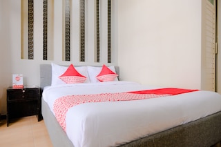 OYO 2376 ティアラ レジデンス シャリア