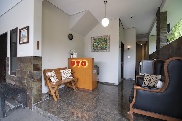 OYO 2438 D タンブリンガン ゲストハウス