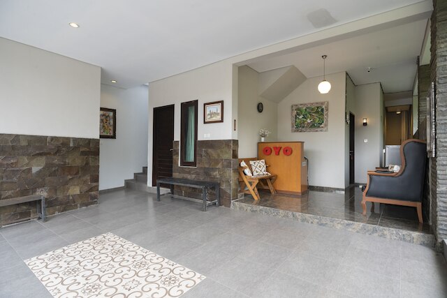 OYO 2438 D タンブリンガン ゲストハウス