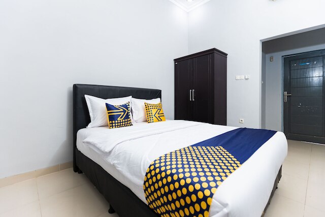 スポット オン 2433 ポンドック アクアナ