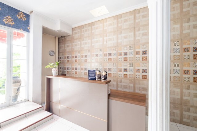 スポット オン 2419 ルマ ヌグラハ ホテル シャリア