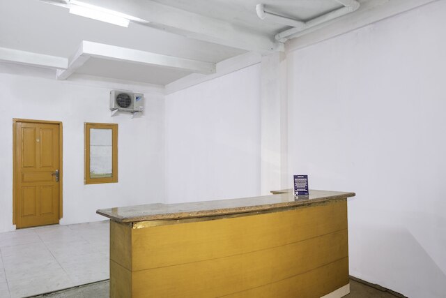 OYO Life 2412 マンダラレジデンス