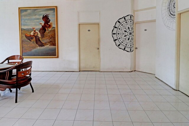 OYO 2452 ホテル メトロ