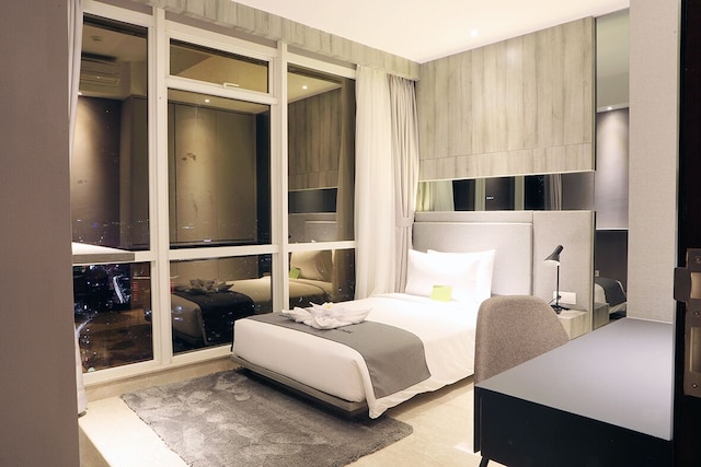 メンテン パーク エクスクルーシブ エマーランド