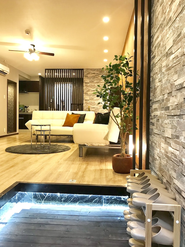 つき 鶴橋 ハウスヴィラ