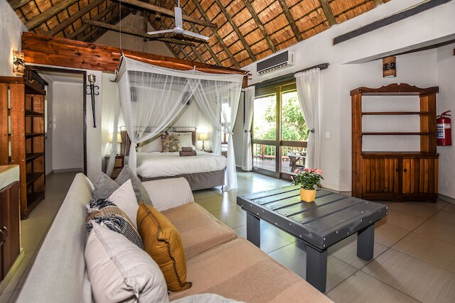 レオパーズ レアー ブッシュ ロッジ