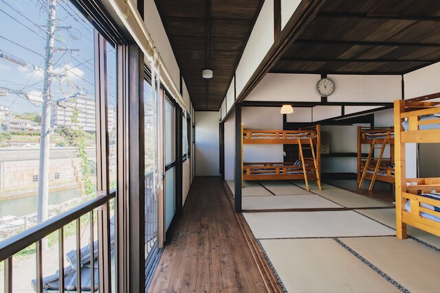 ホステル ドックハウス