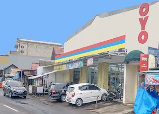 OYO 591 メン レジデンス シャリア