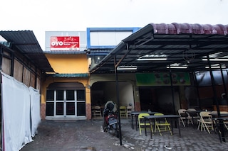 OYO 1733 ポカット レジデンス シャリア