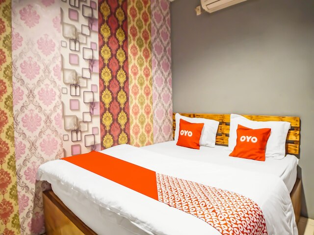 OYO 990 スタディオン レジデンス シャリア