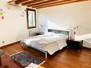 グリマルディ アパートメンツ - アル テアトロ