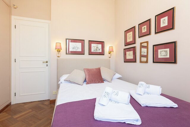 レンタル イン ローマ トレビ ラグジュアリー ペントハウス