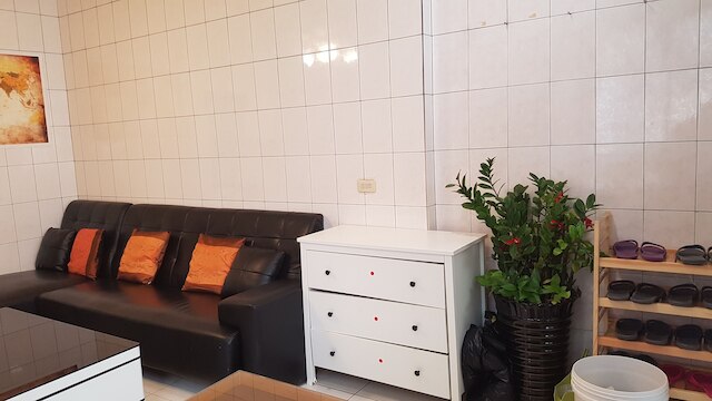 グッド マン ホステル