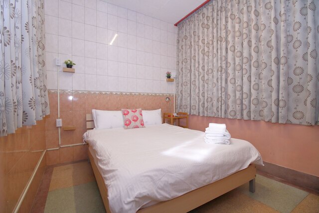 グッド マン ホステル