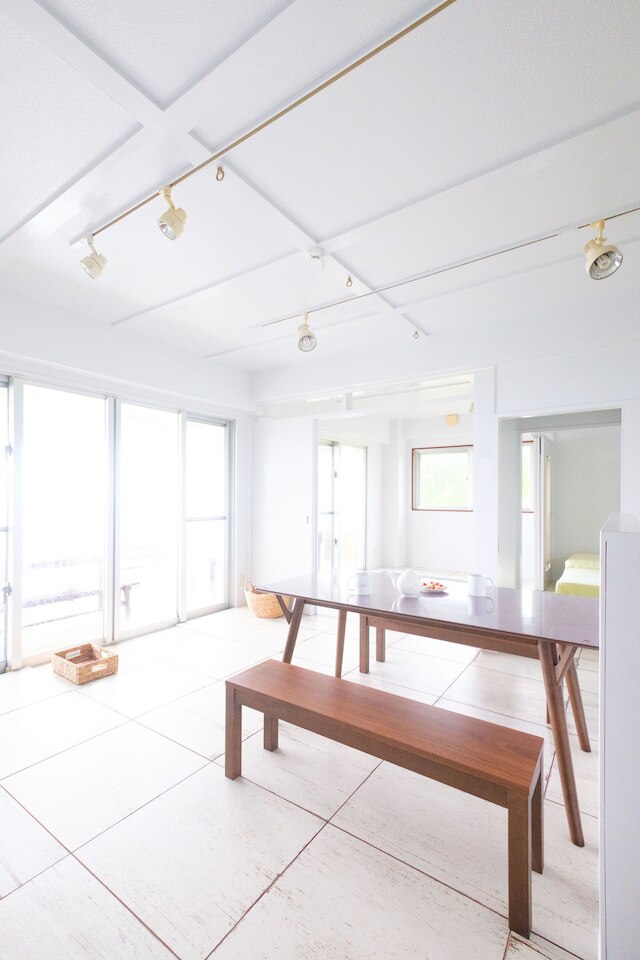 アンバームーン