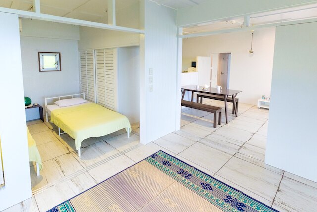 アンバームーン