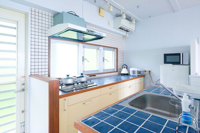 アンバームーン