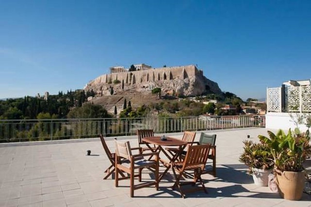 ニュー アクロポリス ミュージアム フラット