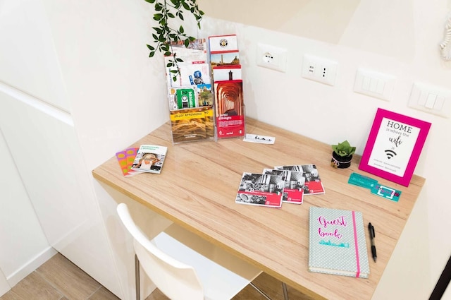 カポ ディ ルッカ アパートメンツ