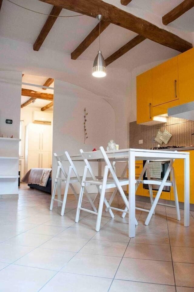 イエロー スタジオ