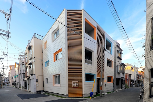 コティ・ソポ ユニバーサルベイ 1 byリエゾン