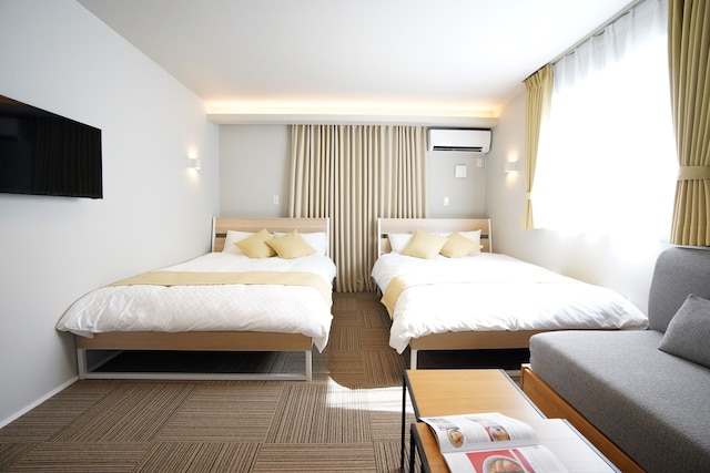 コティ・ソポ ユニバーサルベイ 1 byリエゾン