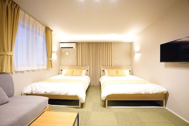 コティ・ソポ ユニバーサルベイ 1 byリエゾン