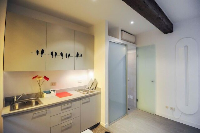 ブレラ 6 アパートメント