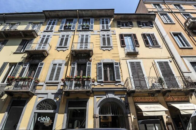 ブレラ 6 アパートメント