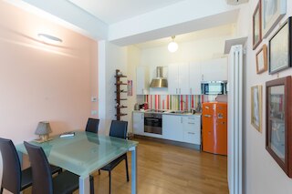 ナヴィッリ 6A アパートメント