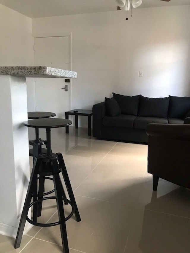 マイアミ エアポート アパートメント イン