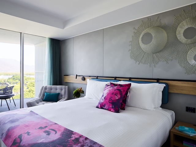 クリスタルブルック フリン