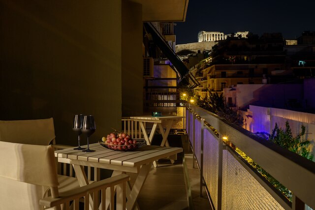 アクロポリス グランド アパートメント