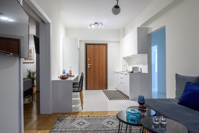 アクロポリス グランド アパートメント