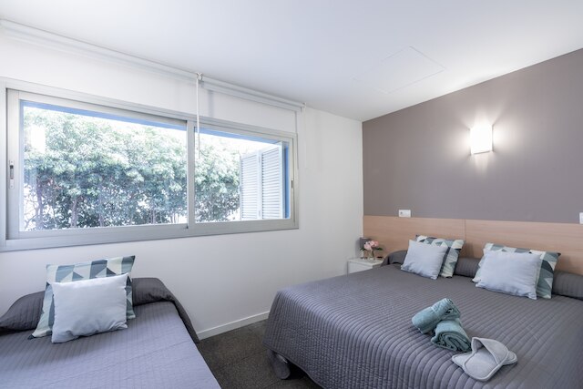 レジデンシア ウニベルシタリア レサ キャンパス デル マル