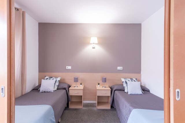 レジデンシア ウニベルシタリア レサ キャンパス デル マル