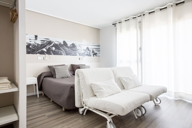 レジデンシア ウニベルシタリア レサ キャンパス デル マル