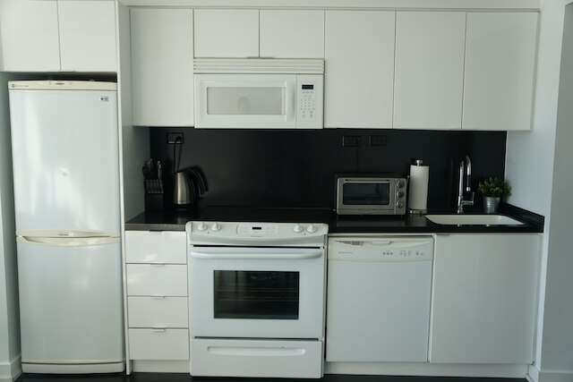 シティ プレイス 2 ベッドルーム ダウンタウン ウィズ パーキング