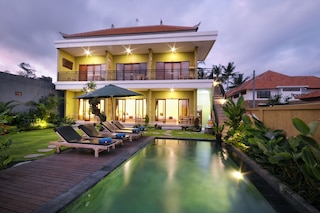 ジュゲ マス コテージ