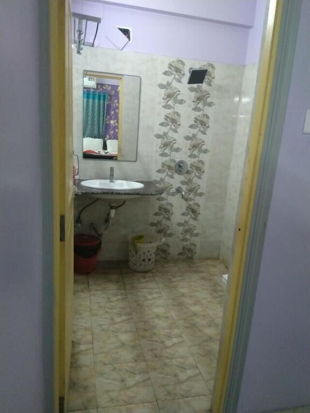 ホテル ココ イン