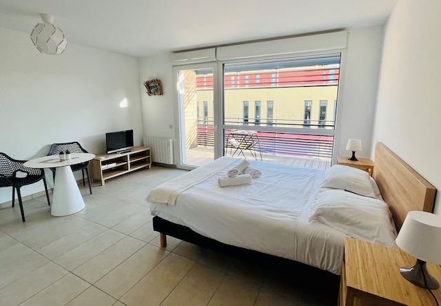 レ パティオス ドゥ サン ピエール