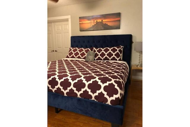 6149 サンドクレスト、ユニバーサル近く、ベッド 8 台、プール、とても清潔