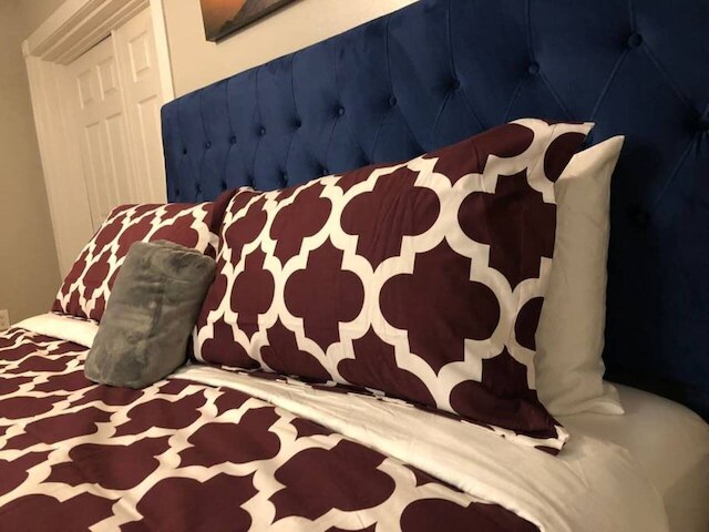 6149 サンドクレスト、ユニバーサル近く、ベッド 8 台、プール、とても清潔