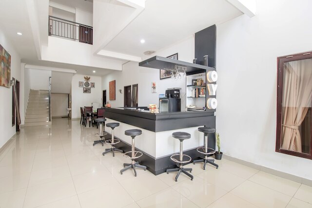 OYO 2836 スカル サリ レジデンス