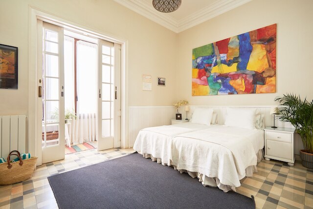 ホスタル B&B ポブレノウ